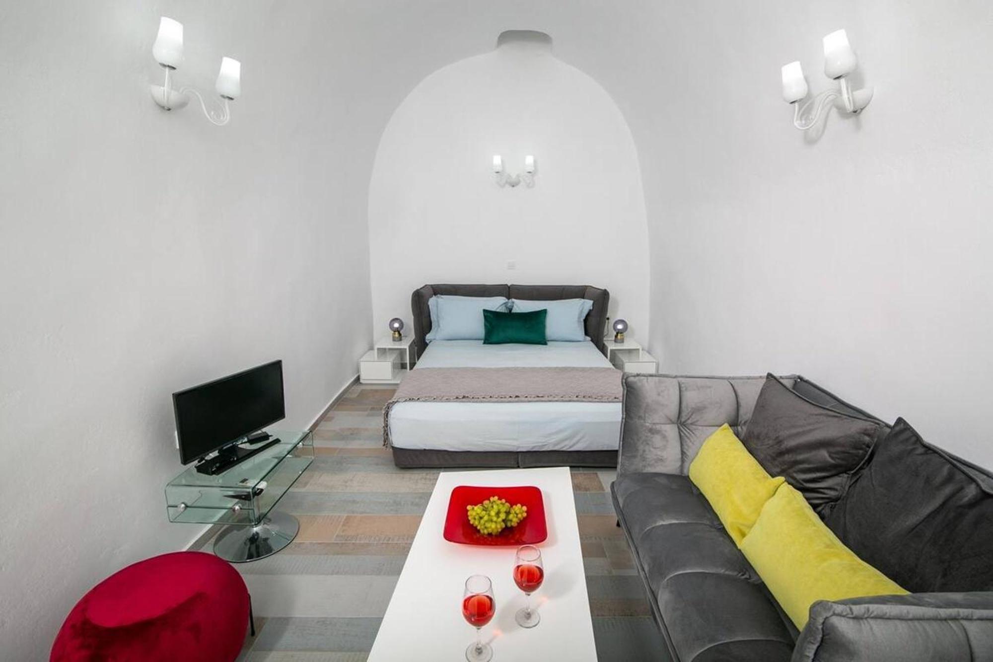 Elite Emporio (Santorini)